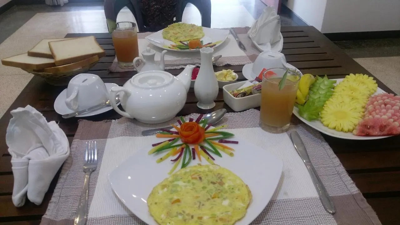 Negombo Hostel Villa